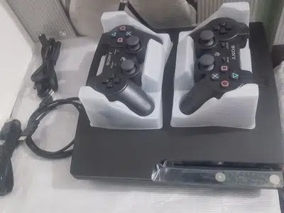 ps3/500gb/40 games instal/2 controllers wirelless