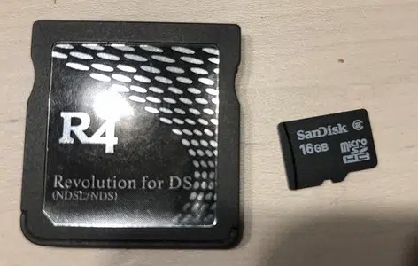 R. 4 Card for Nintendo DS / DS Lite and DSI