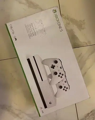 Xbox One S 1TB with single Controller, Original Box