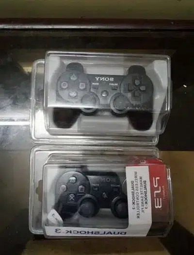 PS3 controller (sony)