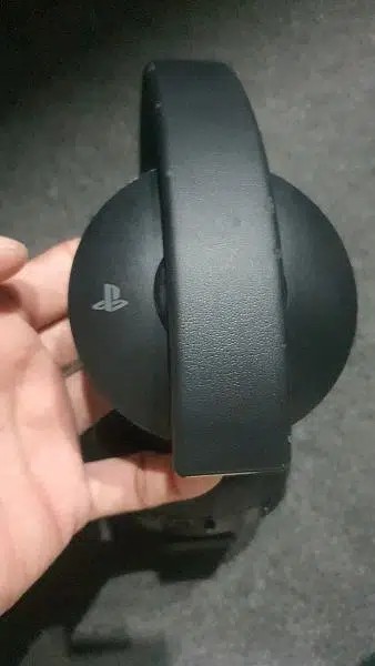 Sony PlayStation 4 Gold Wireless Stereo Headset