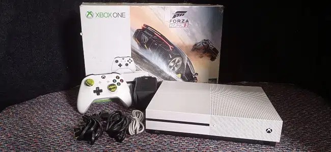 Xbox one S 1TB For Sale