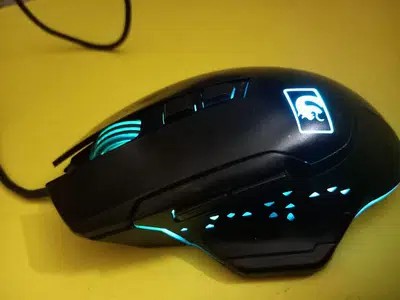 Gaming headphones and mouse