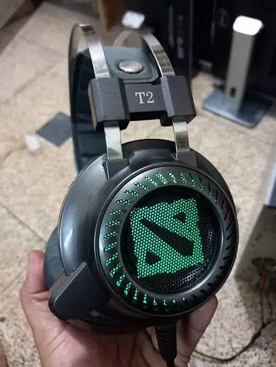 Gaming headphones and mouse