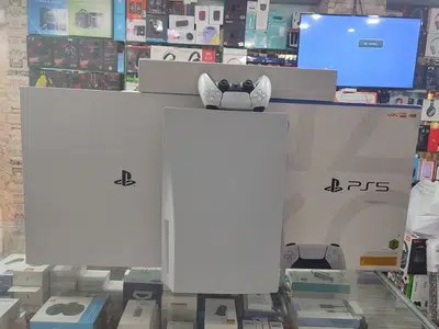 Playstation 5 disc VERSION Playstation 5 digital version