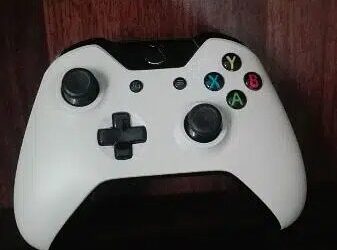Xbox controller white
