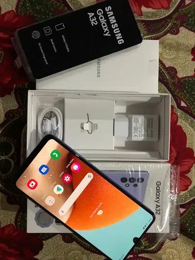 Samsung A32 Box Opn only