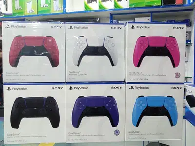 PS5 colour Controllers
