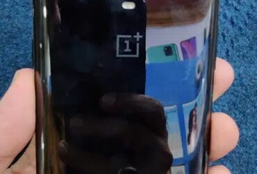 OnePlus 6T Black Colour New but Without Warranty Excellent Condition