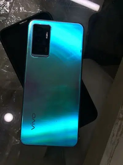 vivo v23e 8+4/128 condition 10/10