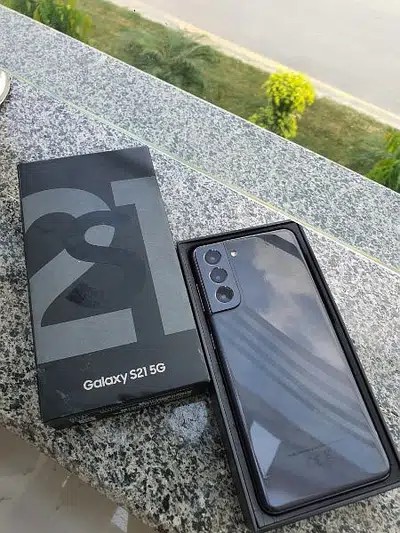 Samsung s21 For sale