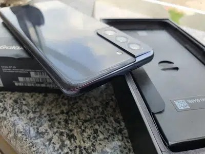 Samsung s21 For sale