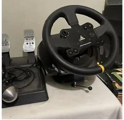 thrustmaster steering wheel xbox one series s/x and pc