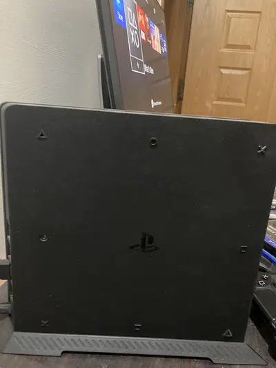 PS4 slim 1TB For Sale