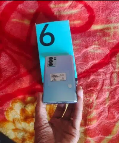 oppoReno 6 8GB 128GB