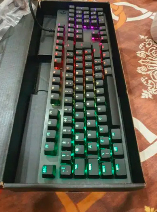 Gaming key Board G513 CARBON with colour lights