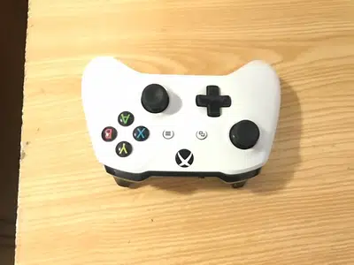 Logitect g920 racing wheel + shifter and X Box one s