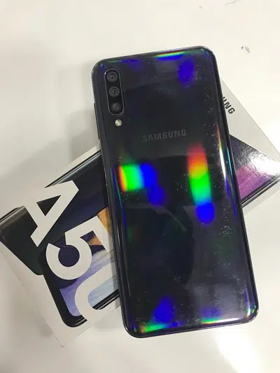 Samsung A50 For sale