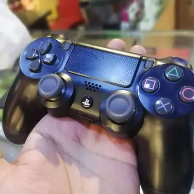 PS4 Remote Controllers Latest Gen. Japan Qualities 100% Gauranteed.