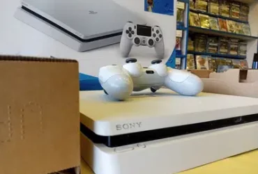ps4 slim 500gb limited edition White