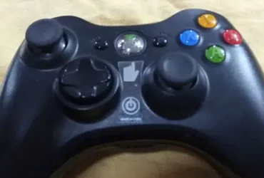 Xbox 360 controller available