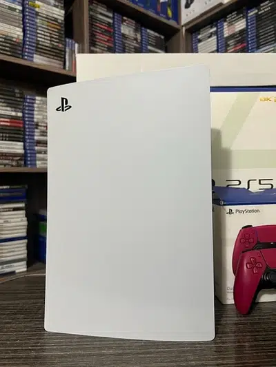 PlayStation 5 / ps5 with 4 games and red controller