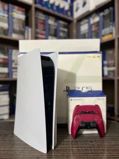 PlayStation 5 / ps5 with 4 games and red controller