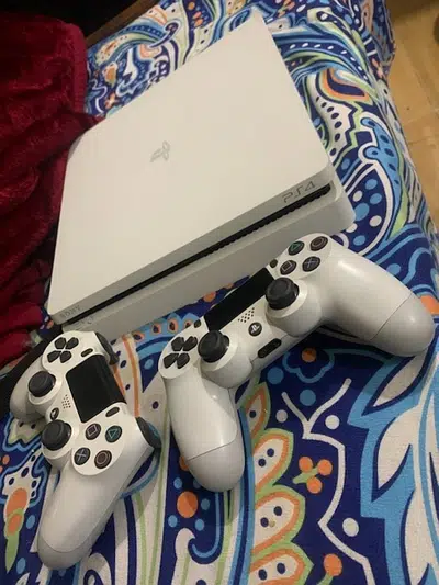 PS4 slim 500gb galcier white