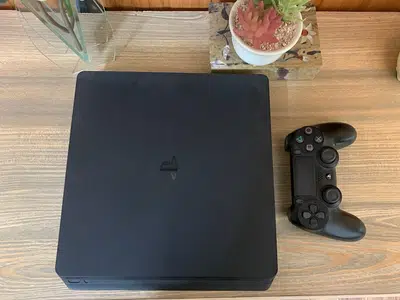 PS4 Slim 500gb with one orignal controller and 3 games