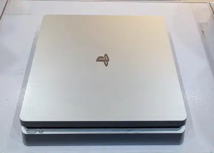 Ps4 slim For sale