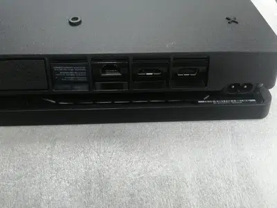 PS4 SLIM 500GB USED 3 GAMES INSTALL NFS PAYBACK ROCKET LEAGUE F1 2016