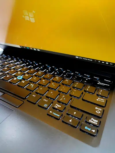 DELL Latitude 7490 TouchScreen i7 8th Gen For Sale