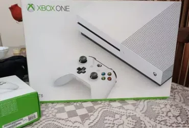 Xbox One S 1TB for Sale, 2 Controllers Excellent Condition