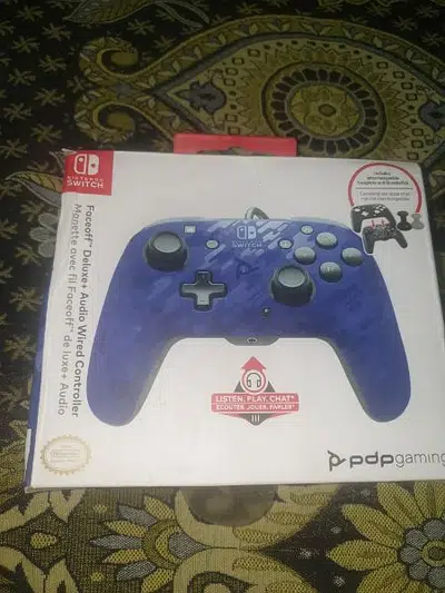 Nintendo switch controller with audio out