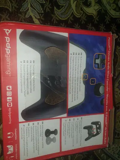 Nintendo switch controller with audio out