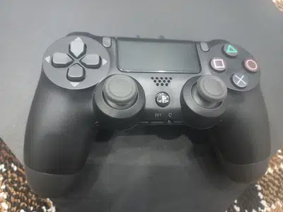 Playstation 4 slim 1TB Jailbreak