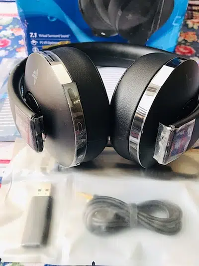 PS4 gold headset/PlayStation GOLD HEADSET