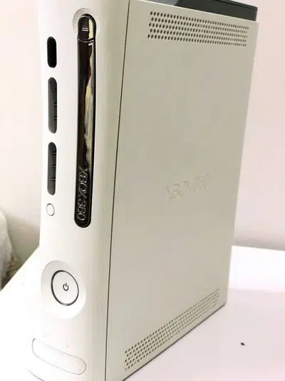 XBox 360 Gaming Console