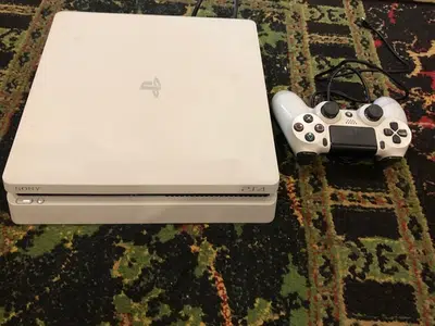 PlayStation 4 slim glacier white ps4 slim play station 4 / ps 4