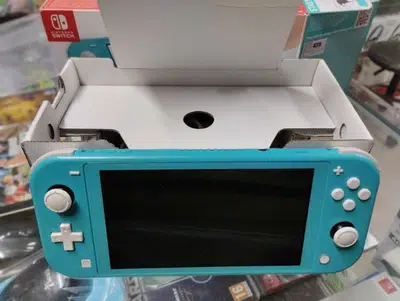 Nintendo switch lite used available 10/10