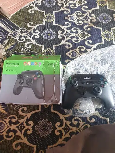 Nintendo Switch Wireless Pro Game Controller  (Model Gamory 8585)