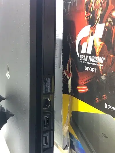 ps4 slim 500gb with complete box