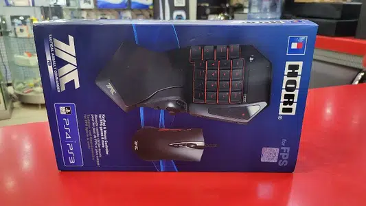 PS4 Hori Tactical Assualt Commander Pro (keyboard and mouse)