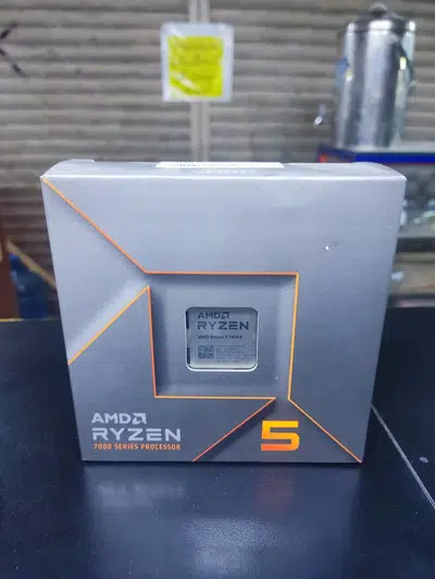 AMD RYZEN 5 7600X Processor