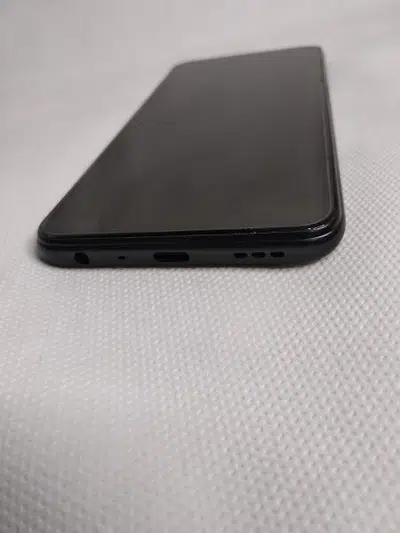 Oppo A76 in Brand New Condition 6GB/128GB Black