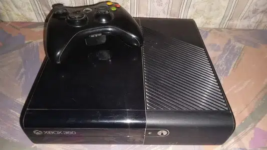 Xbox 360 Ultra Slim (Read Description)