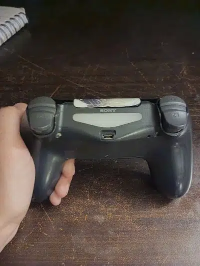Dual shock 4 – PS4 Slim controller