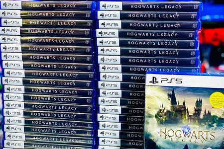 HOGWART LEGACY FOR PS4/PS5 AVAILABLE AT MY GAMES !