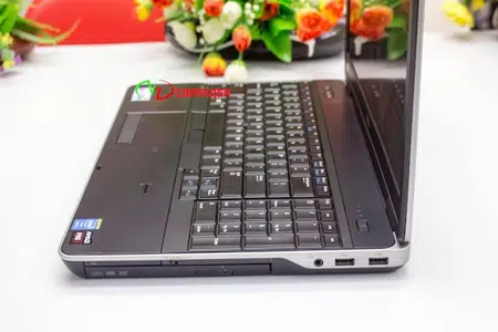 Dell Gaming laptop E6540 Core i7 with 2GB Graphic