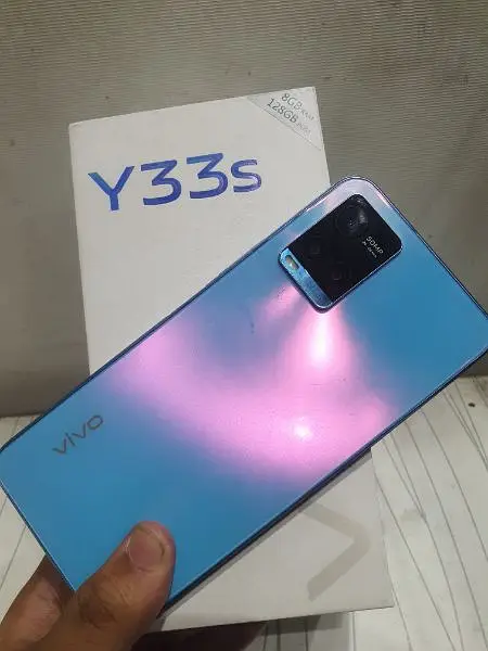 vivo y33s with box lush condition (8/128)